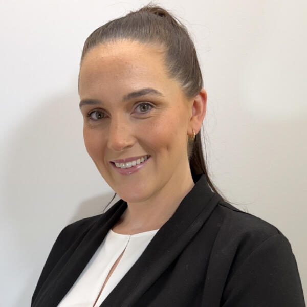 Emma Kenny Broking Advisor, Geelong
